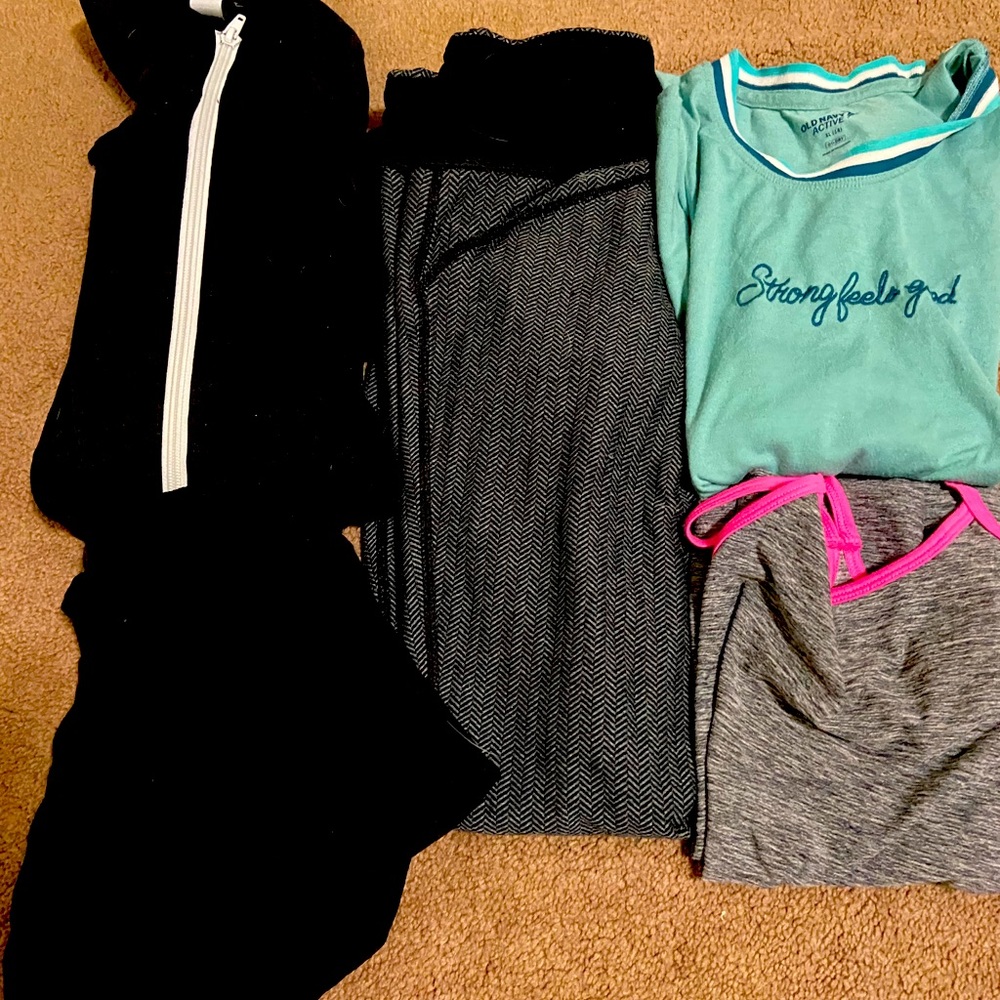 I am selling a workout set
